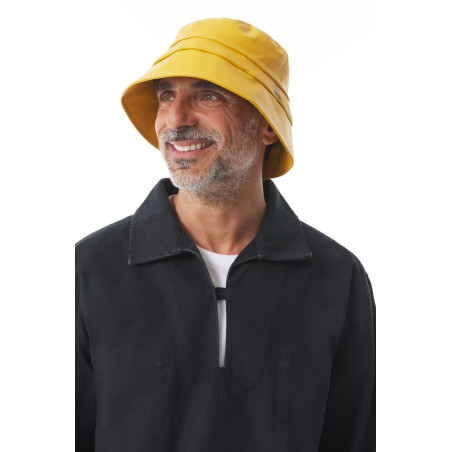 Bob de pluie mixte jaune miel en matière ciré | Mousqueton