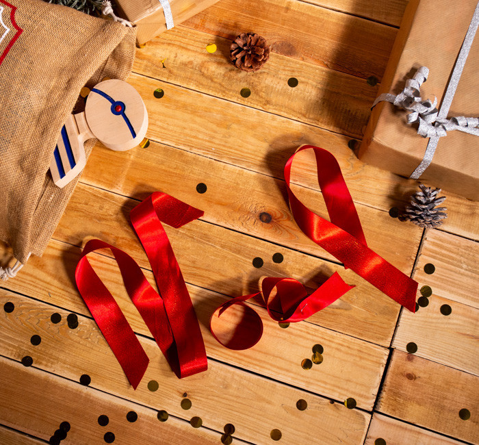Des cadeaux Mousqueton sous le sapin pour Noël