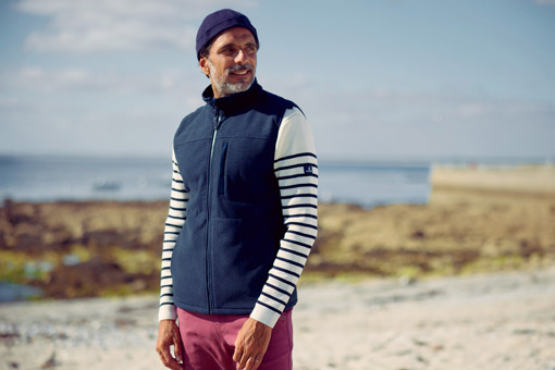 Pull marin homme avec une polaire sans manche