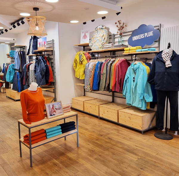 intérieur du magasin mousqueton granville